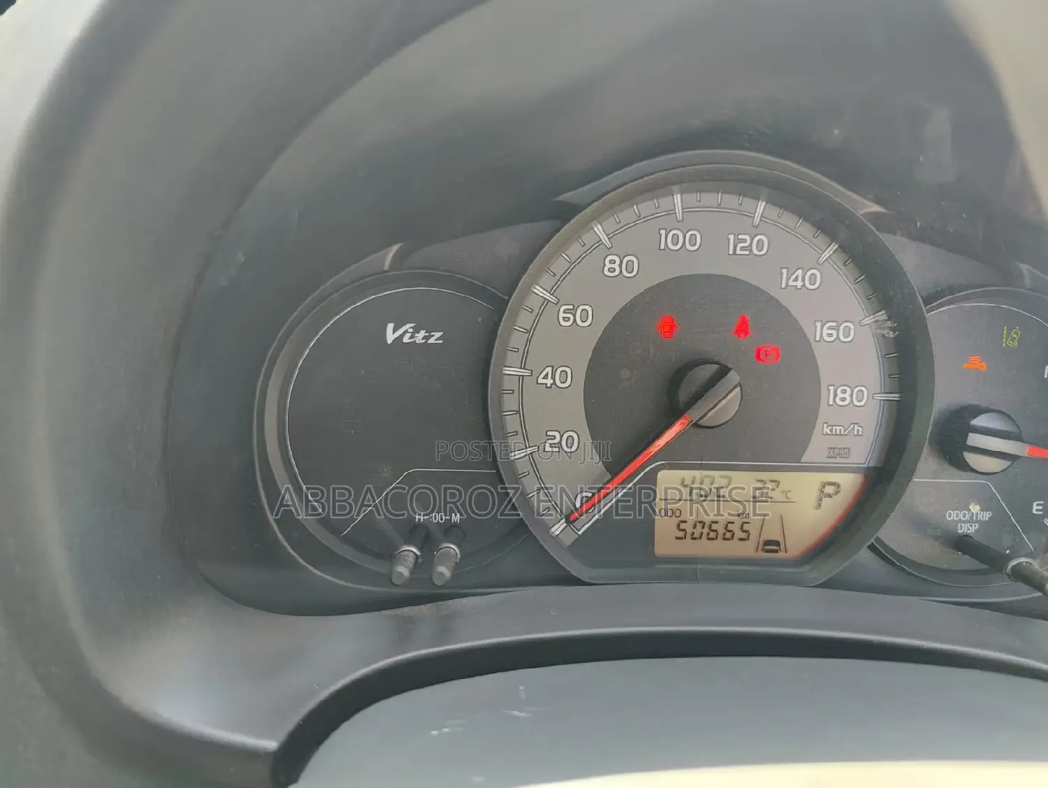 Toyota Vitz 2016 Black