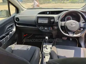 Toyota Vitz 2016 Black