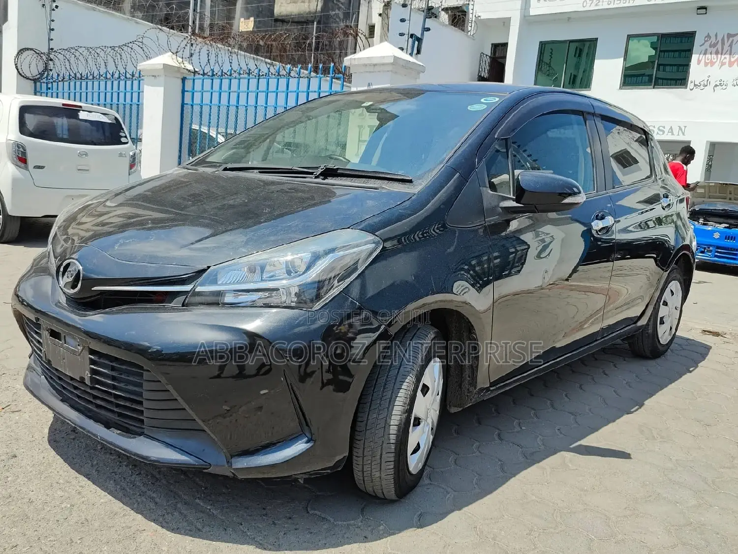 Toyota Vitz 2016 Black