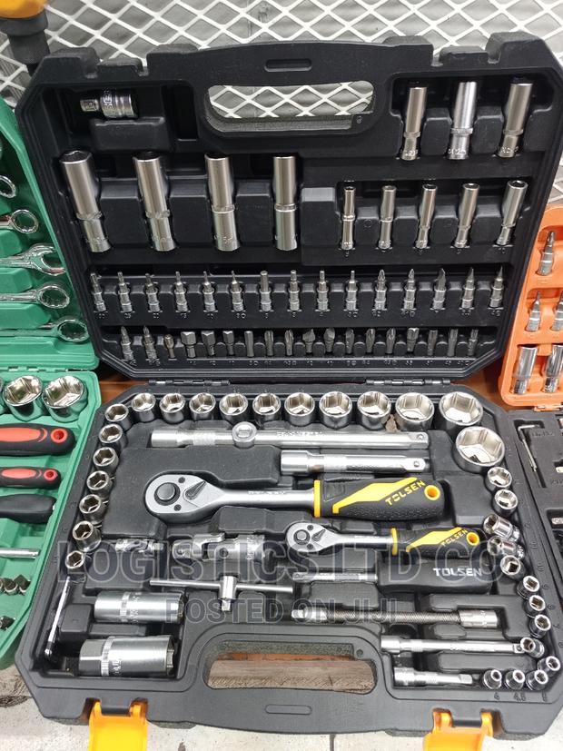Tool Set 82pcs Tolsen Socket Set - main view
