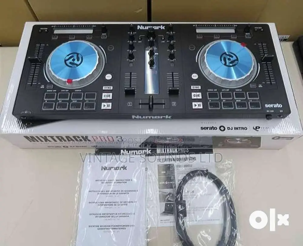 Numark Mixtrack Pro 3 Dj Controller Mixer
