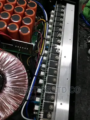 Trident CA-40 Power Amplifier ( 4000 Watts X 2 )
