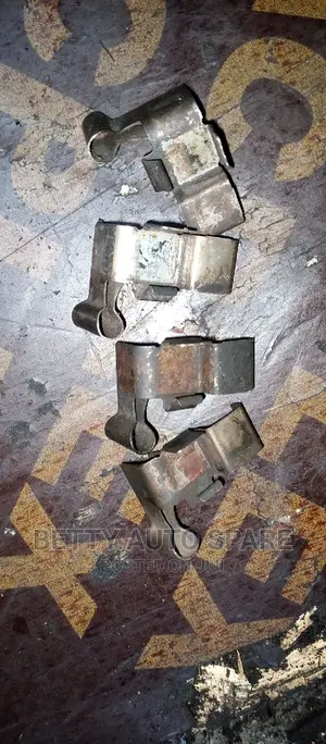 Toyota Hiace Caliper Metals