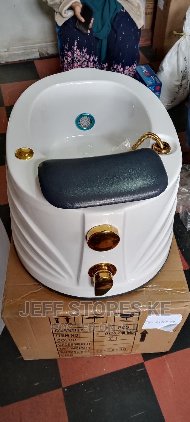 Gold White Pedicure Spa - main view