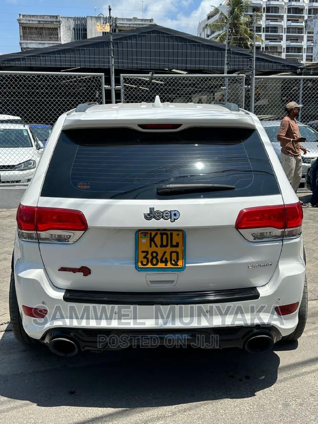 Jeep Cherokee Overland 4x4 2016 Pearl - thumbnail 4