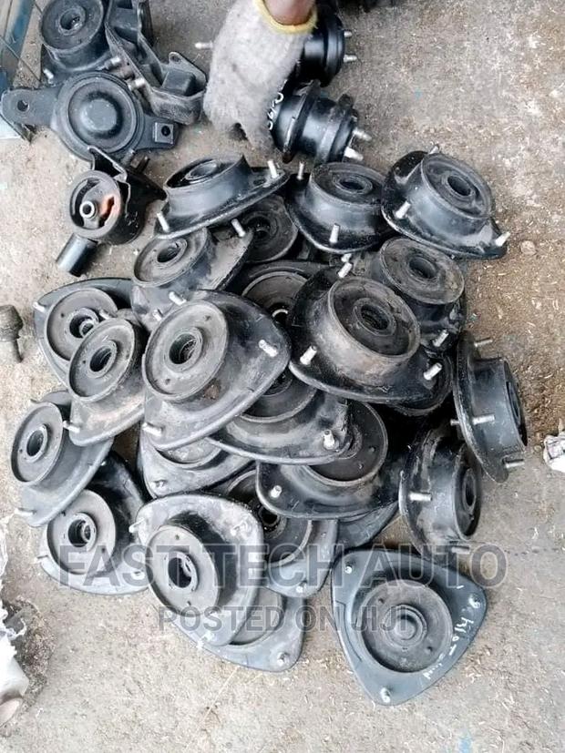 Subaru Shock Mounting