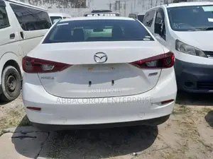 Mazda Axela 2015 White