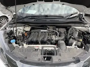Honda Vezel 1.5 Hybrid 2WD 2016 White