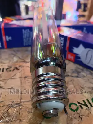 400watts Metal Halide Bulb.