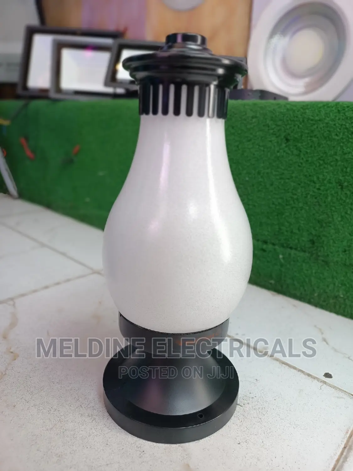 Tronics Gate Light