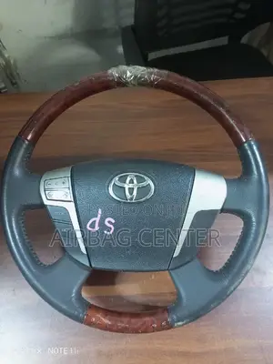 Toyota Alphard Steering Airbags