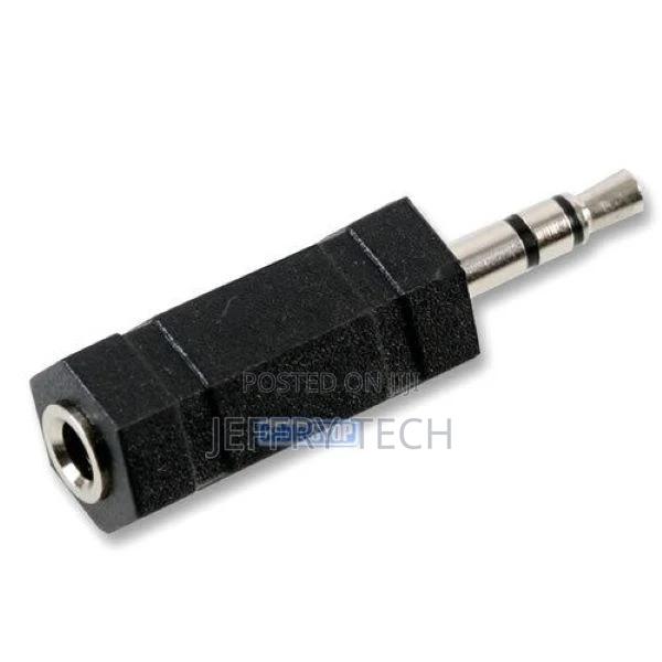 3.5mm STEREO Jack Plug to 3.5mm MONO Female Socket Headphone