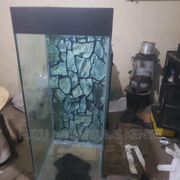 Rock Background for Aquarium