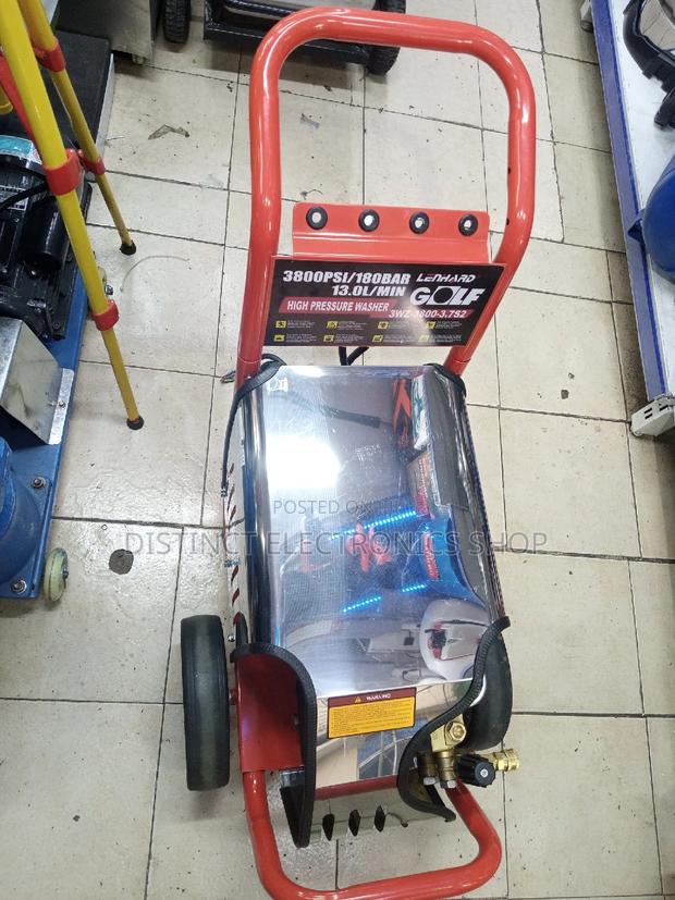 Golf Carwash Machine - main view