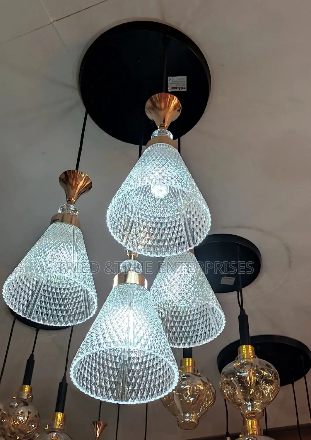 Chandaliers