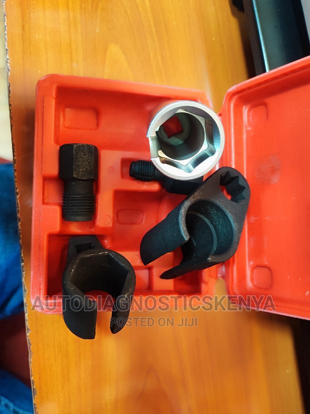Vehicle Oxygen Sensor Socket Removal and Fitting Kit - main view