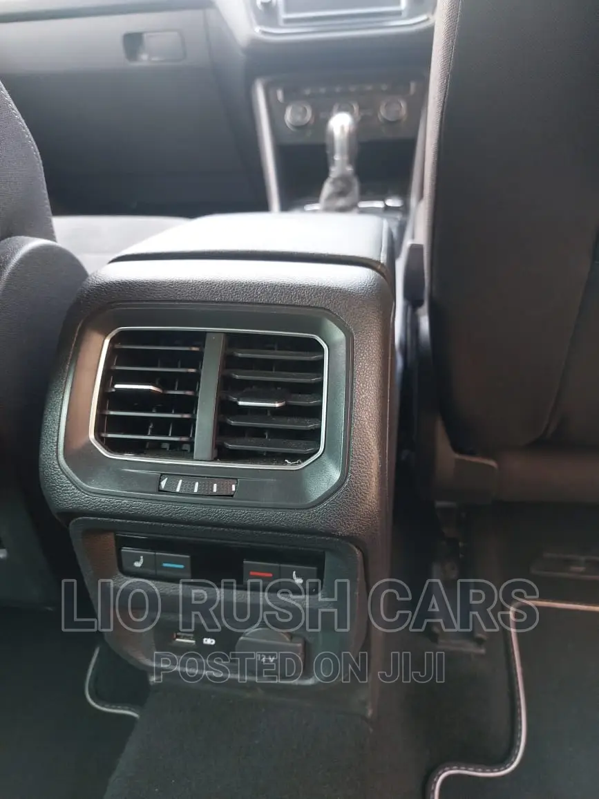Volkswagen Tiguan 2017 Gray