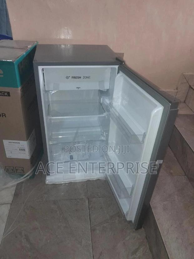 One Door Hisense 94 Litres Refrigerator. - thumbnail 3