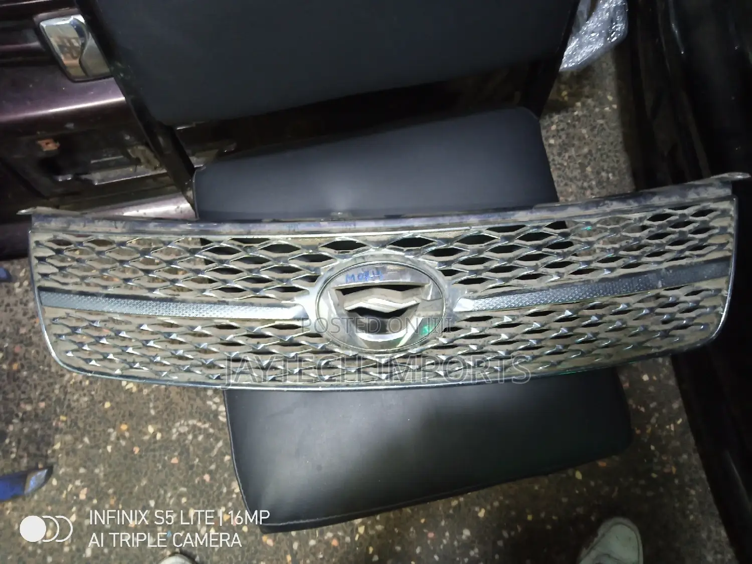Toyota Fielder 2008 Grill