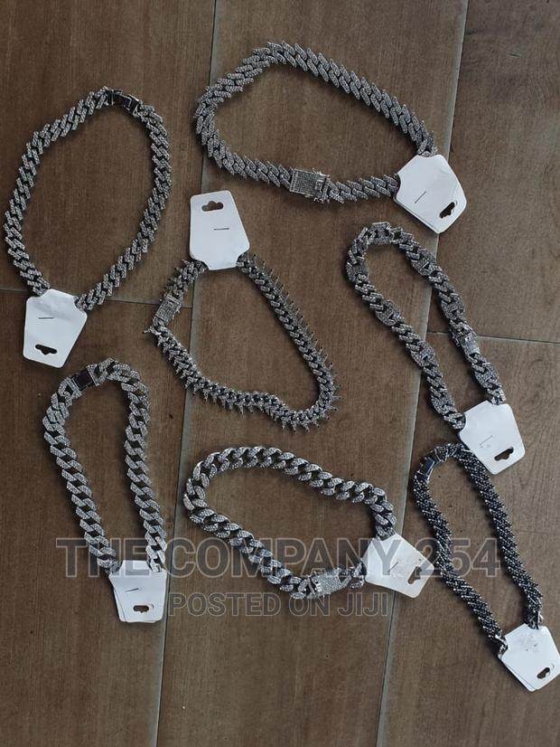 Designer Quality Classic Legit Iced Cuban Chains - main view