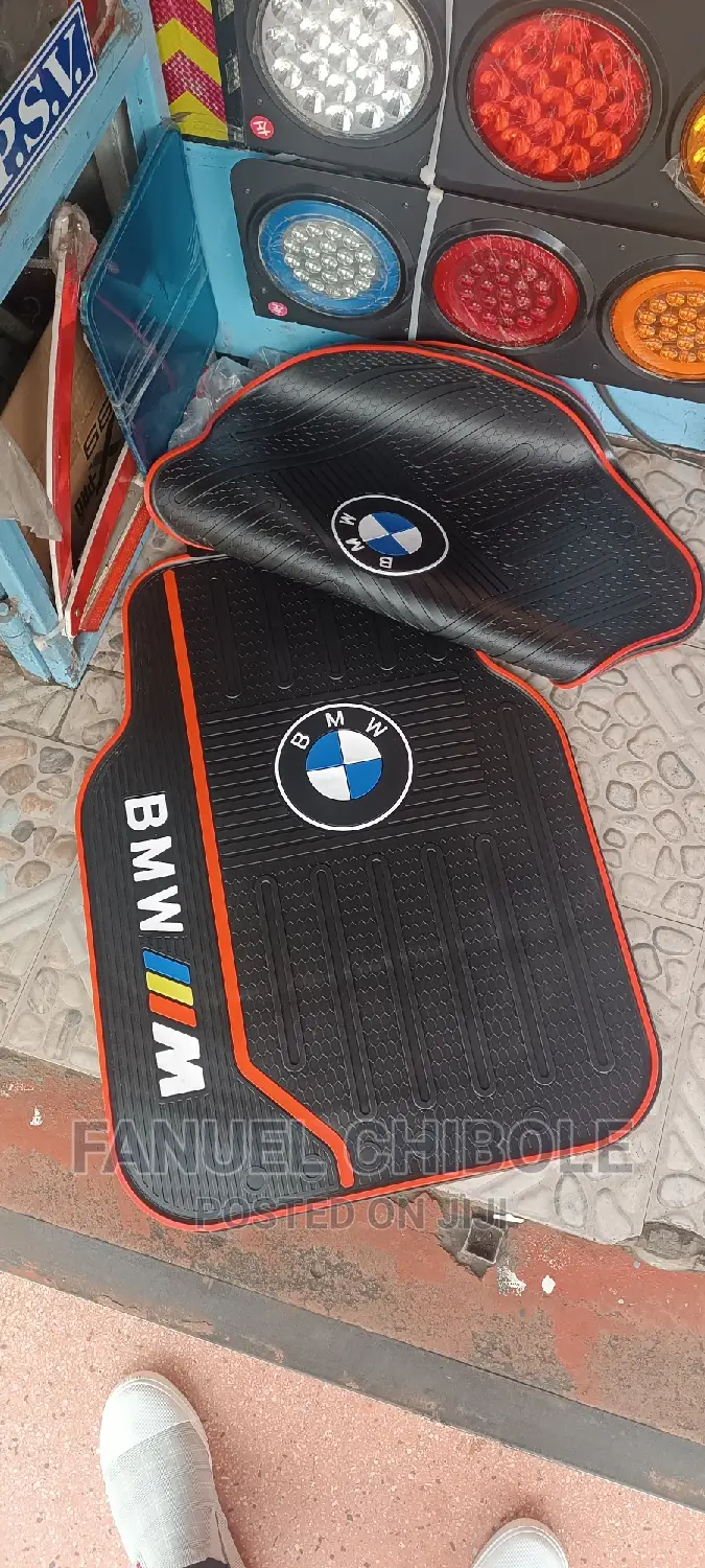 New 5 Piece BMW Branded Marts