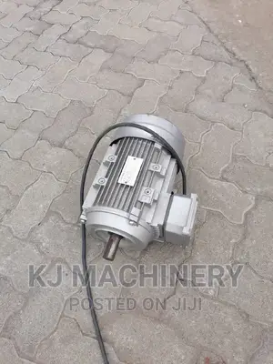 3-Phase Asynchronous Motor-5.4hp2890 RPM