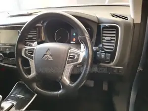 Mitsubishi Outlander 2016 Blue