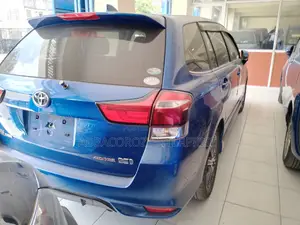 Toyota Corolla Fielder 2016 Blue