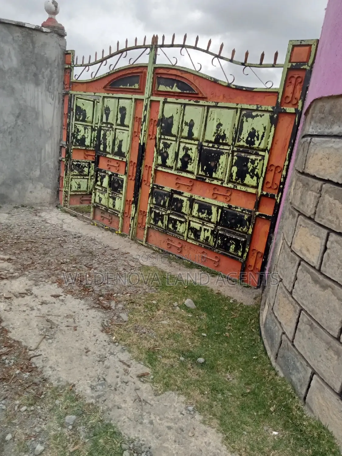 50 *100 Plot on Sale at Magumu Kinangop
