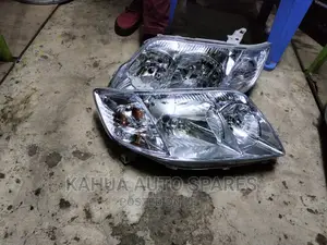 Fielder/Nze 2005 Headlights