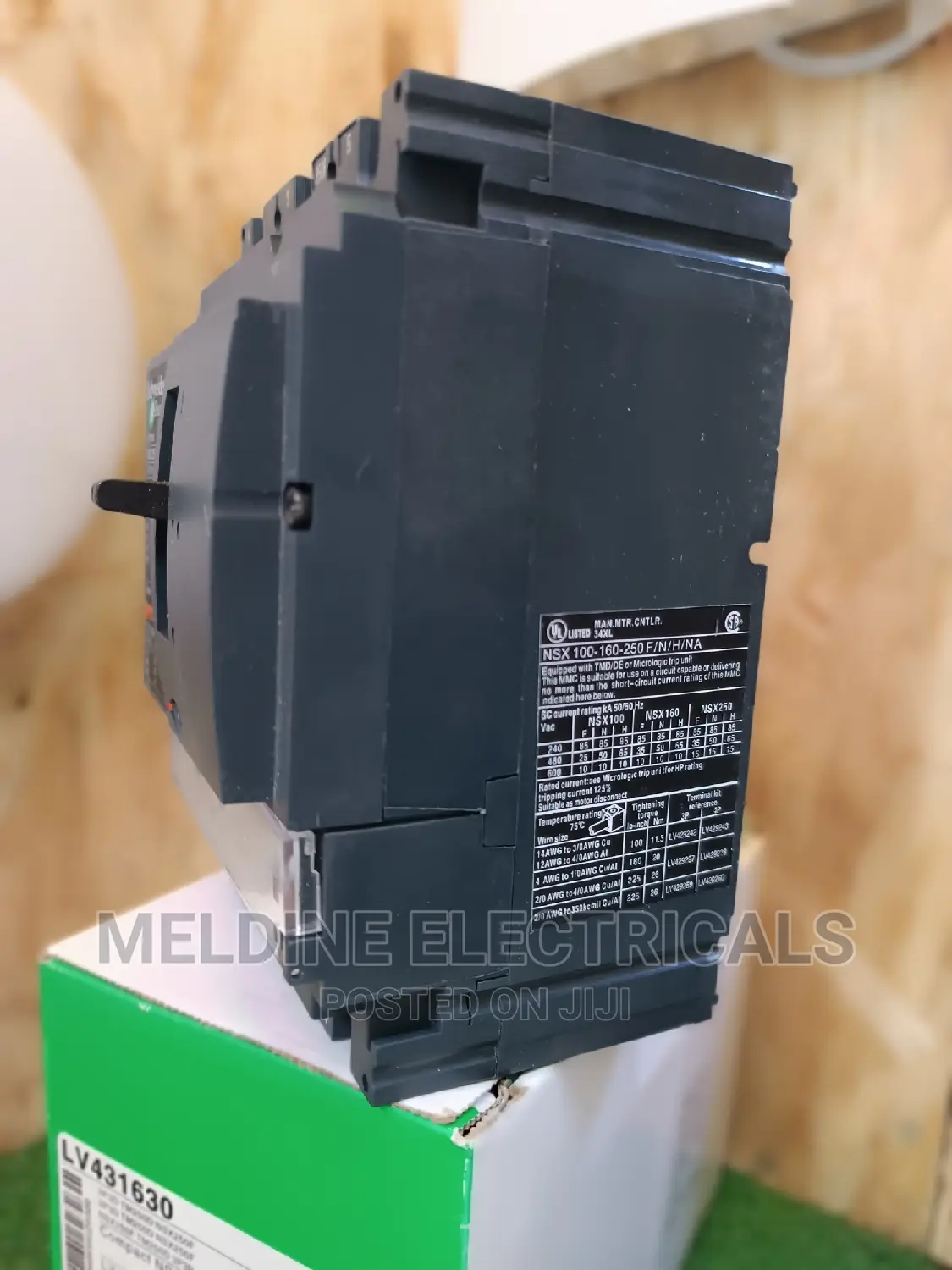 Schneider 3pole 250A McCb