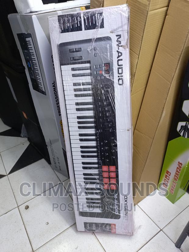 M Audio Oxygen 61 Keys Midi Controller - thumbnail 3