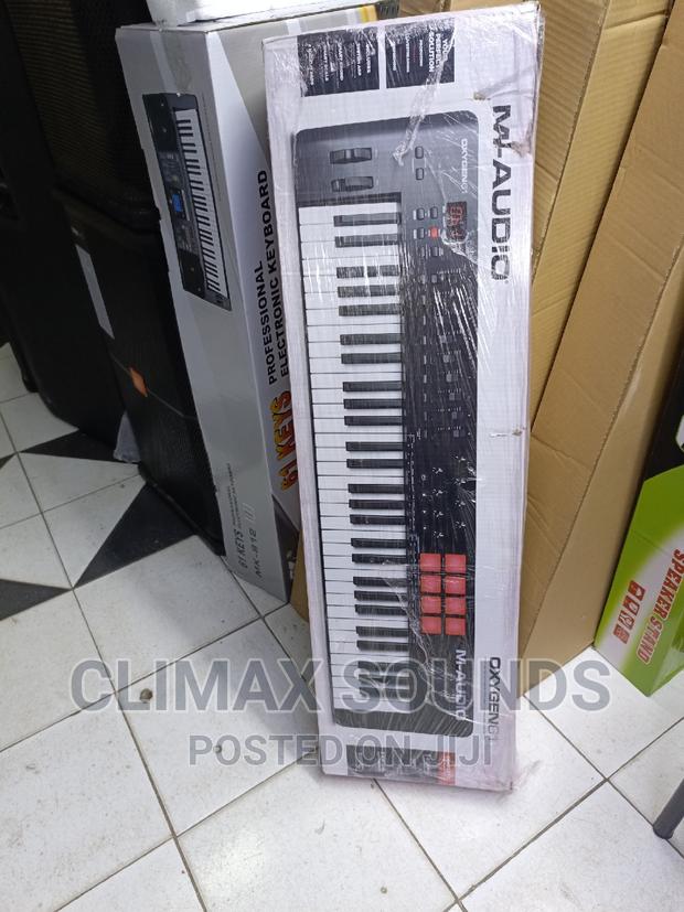 M Audio Oxygen 61 Keys Midi Controller - thumbnail 4