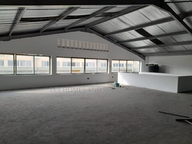 9300sq Ft Godown to Let