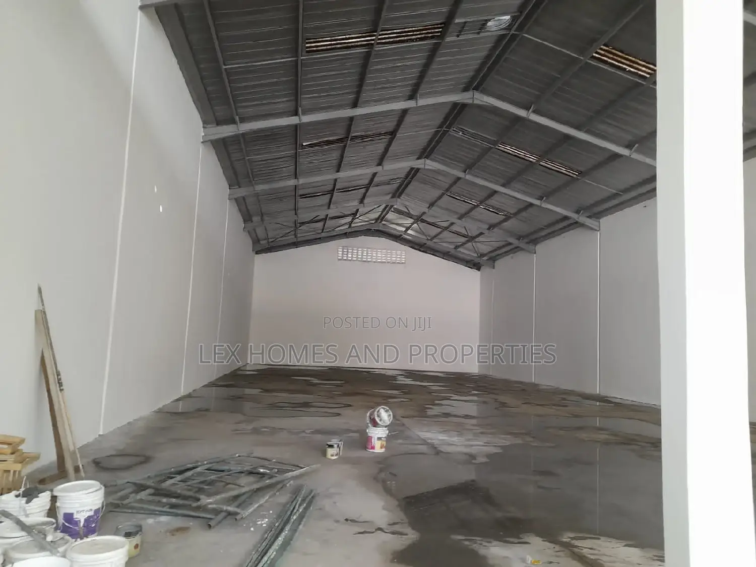 9300sq Ft Godown to Let