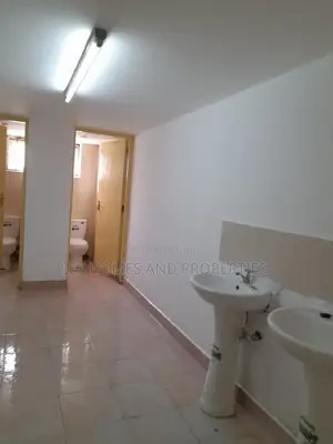 9300sq Ft Godown to Let
