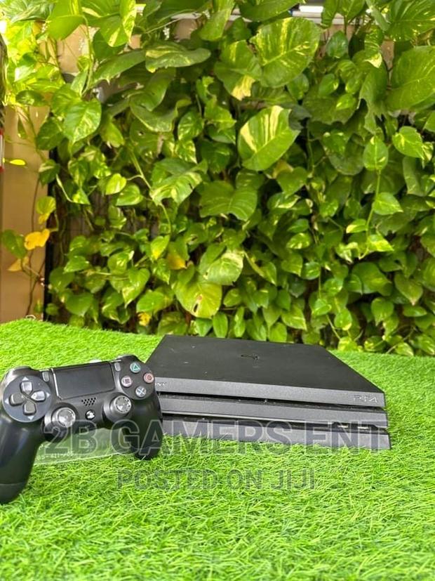 Ps4 Pro Chipped, 20 Gamess - thumbnail 5