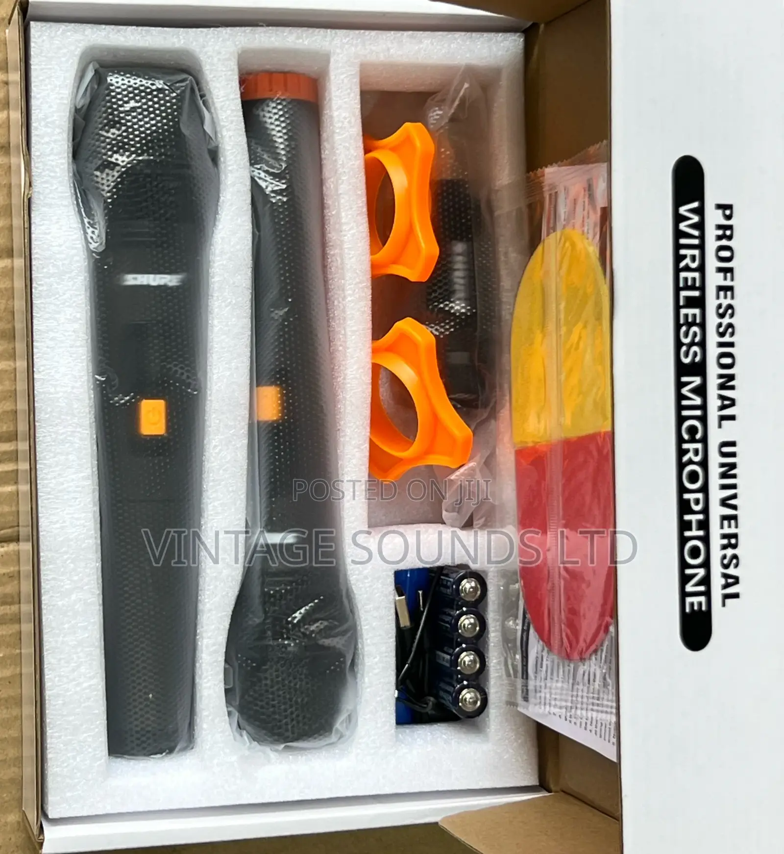 SHURE UM202 Professional UHF Wireless Microphone
