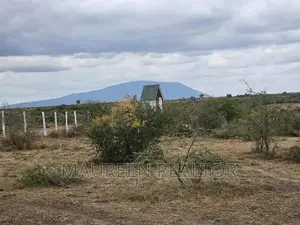 50 × 100 Plots Mwalimu Farm