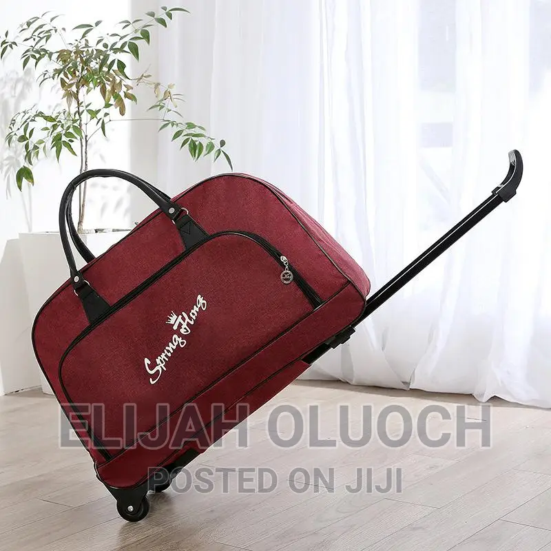 Unisex Travel Bag on Wheel
