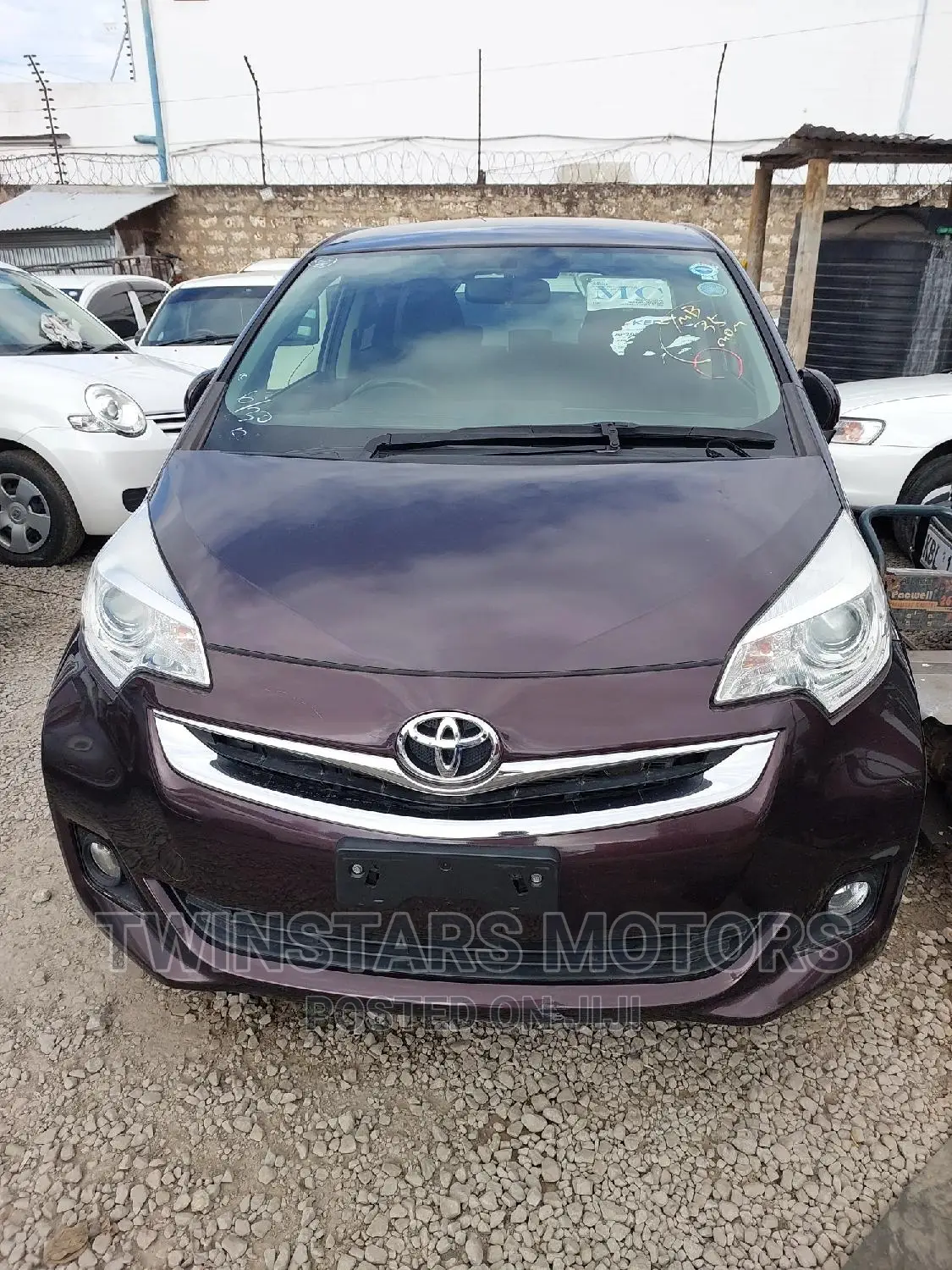 Toyota Ractis 1.5 FWD 2017 Purple
