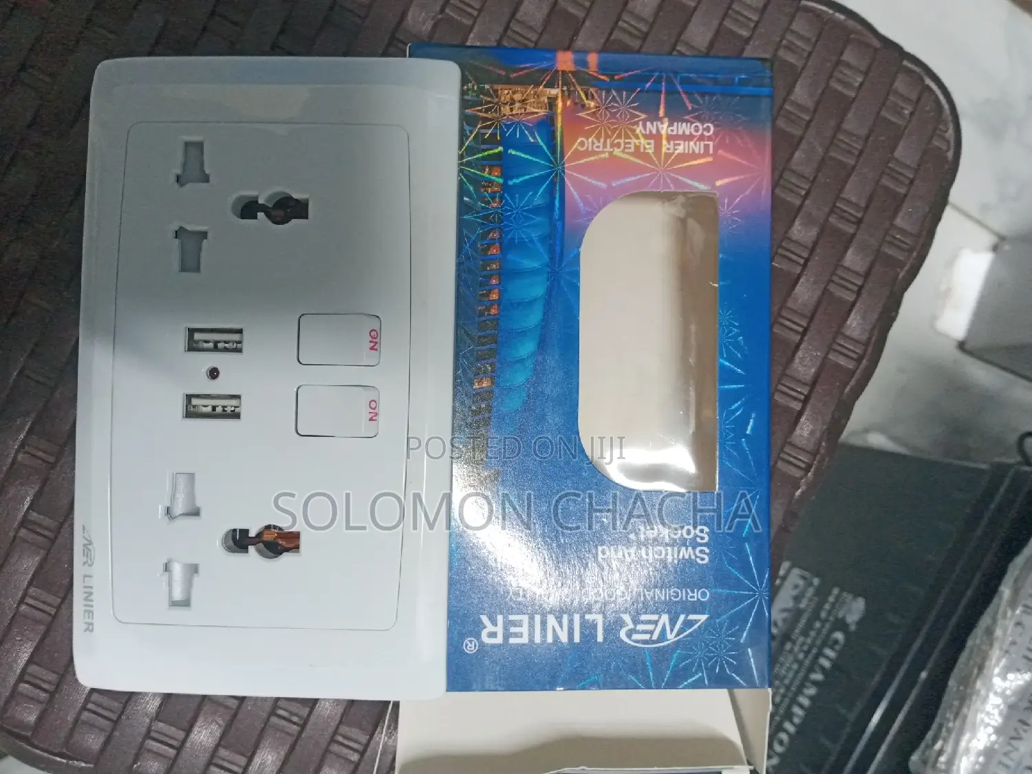 Linier Double Socket With USB Port