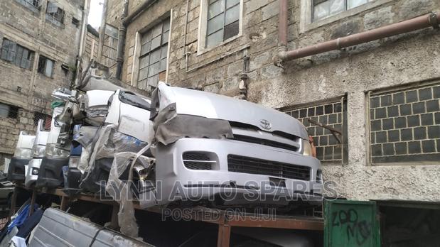 Toyota Hiace 9l Nosecut