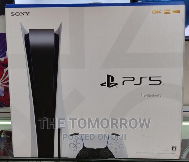 Sony Ps5 Standard Edition 825gb Console - main view