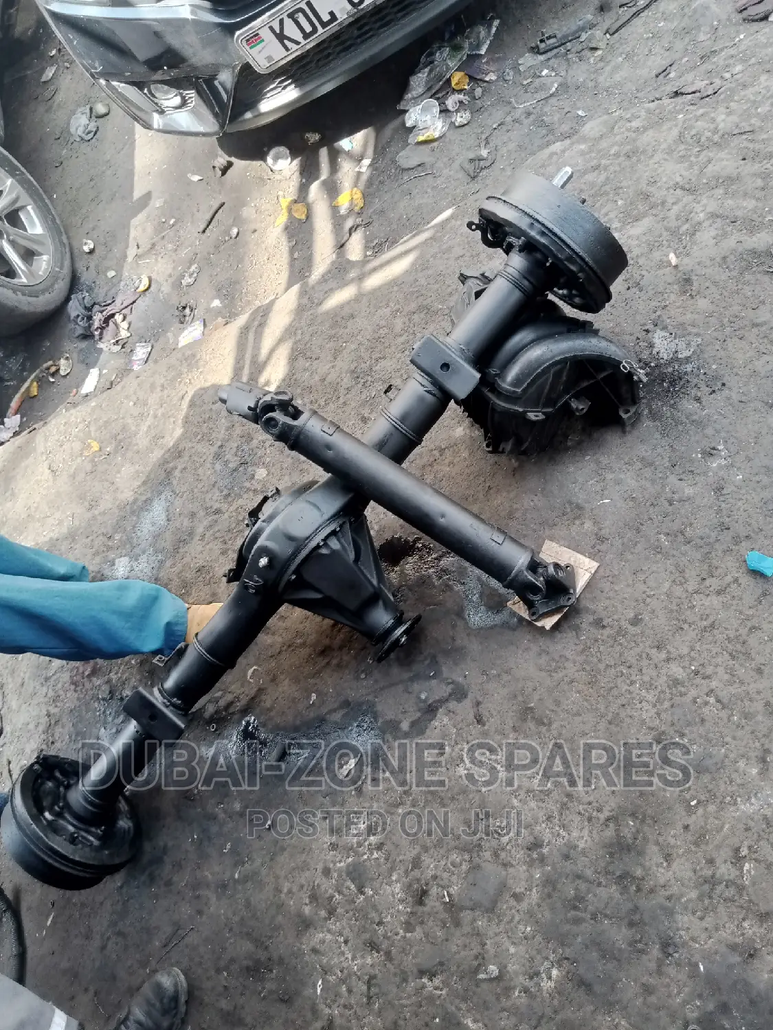 Mazda Bongo, Nissan Vanette Rear Differential Complete.