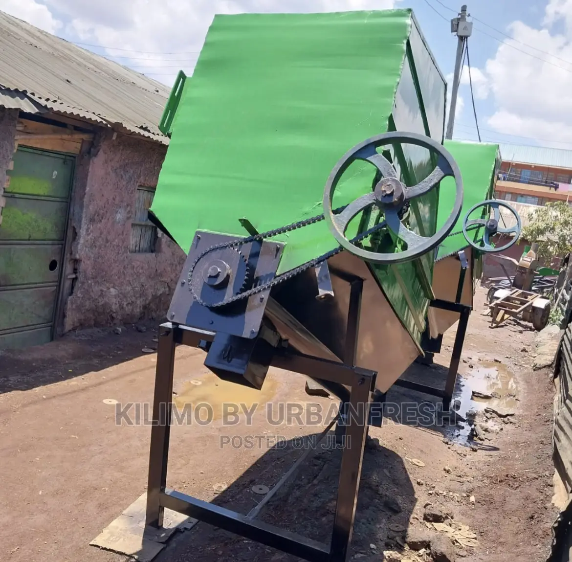Feeds Mixer 250kg / 500kg / 1 Tonne Output.