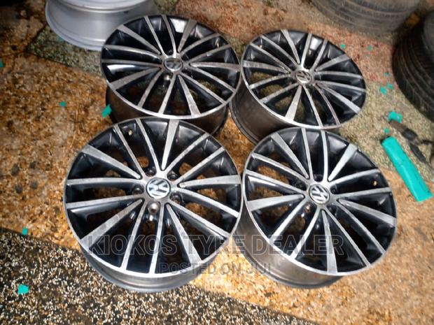 17 Size VW Black and Silver Set - main view