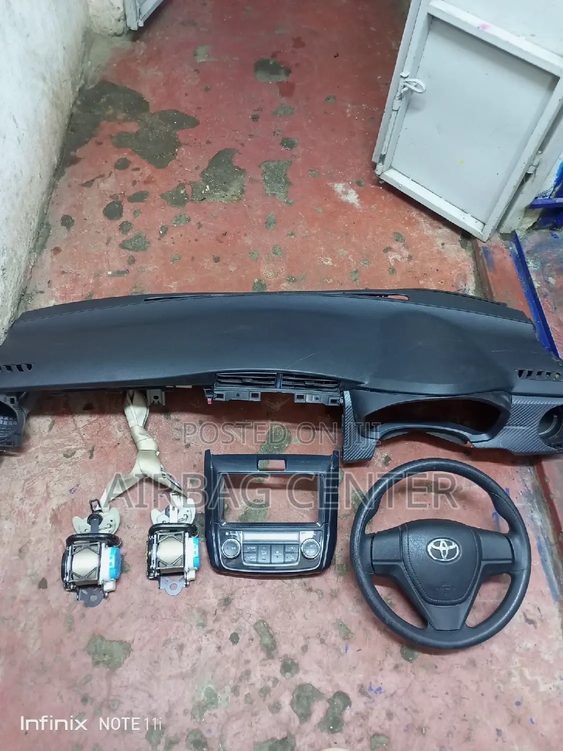 Fielder/Axio 161 Dashboard, Steering,Ac Unit and Seat Belts