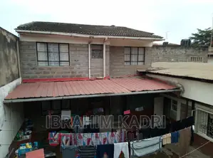 8bdrm House in Mbono Crescent, Pangani for sale