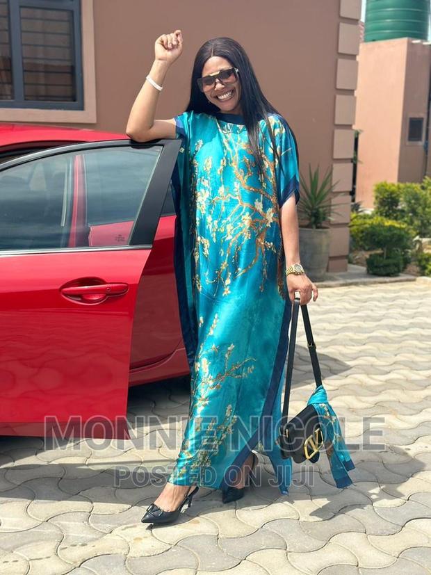 Goldish Blue Silk Dera - main view